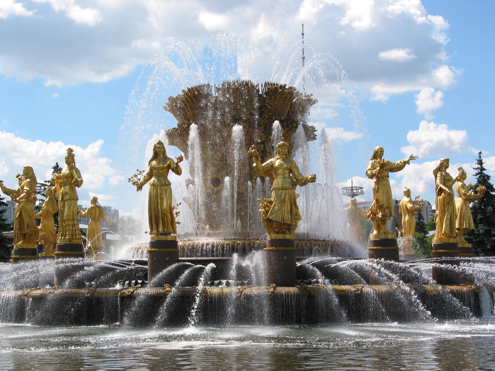 湖南長(zhǎng)沙喜馬拉雅音樂(lè)噴泉公司帶你認(rèn)識(shí)世界著名噴泉 系列六